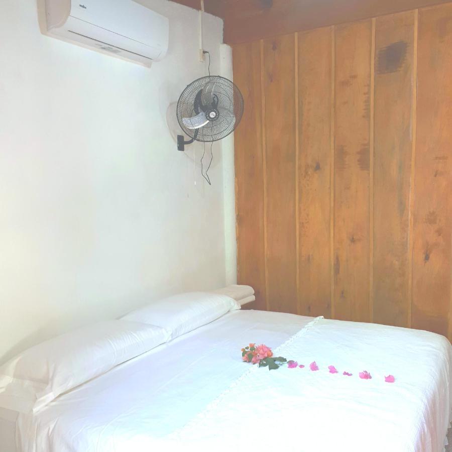 Casa Lao Centro Hotel Zihuatanejo Exterior foto